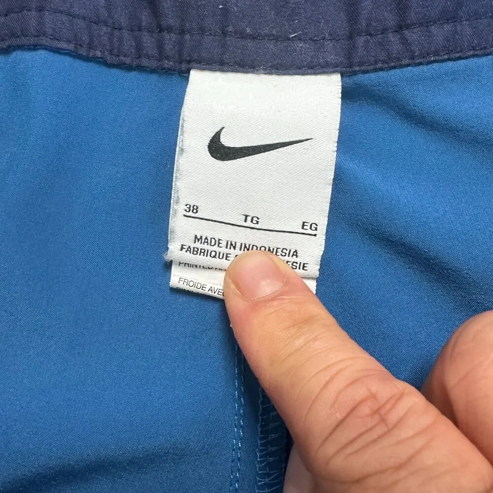 Nike Swim Men's Size 38 Essential Vital 7